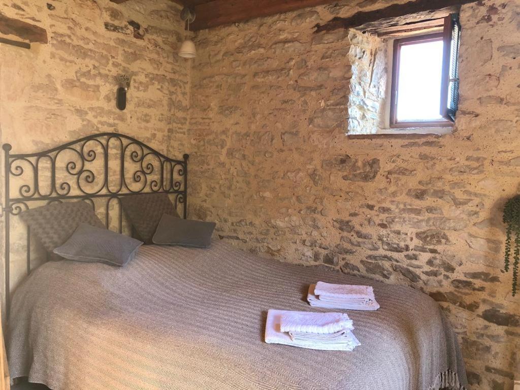 Le Four A Pain Bed & Breakfast Saint-Médard Екстериор снимка